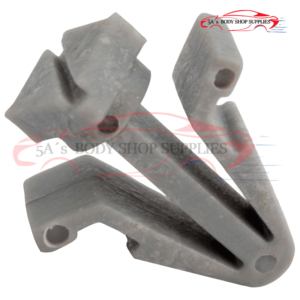 9070 Nissan # 62318-01W00